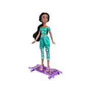 Boneca Disney Princesas Aventuras Diárias Jasmine - e Tapete Mágico com Acessório Hasbro
