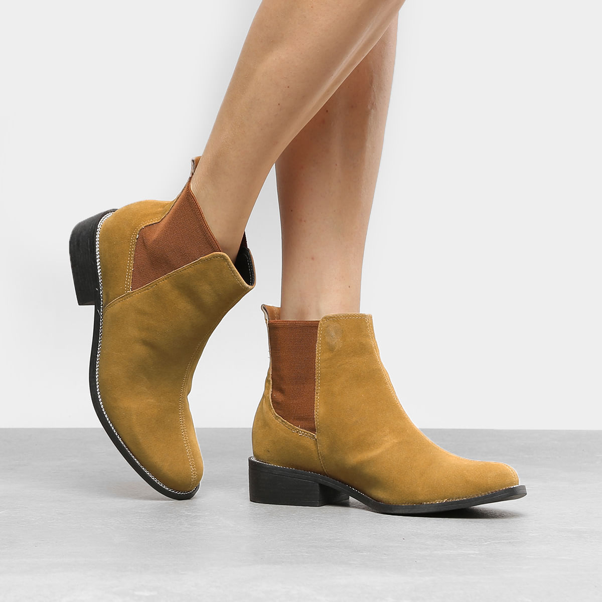 bota chelsea via uno