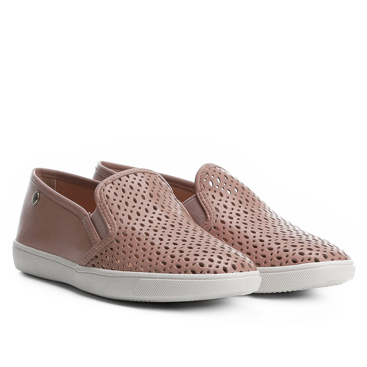 slip on via uno
