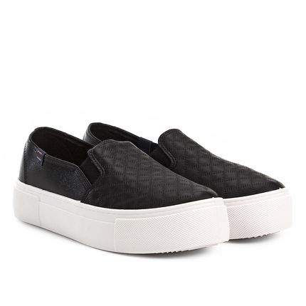 slip on caixa alta