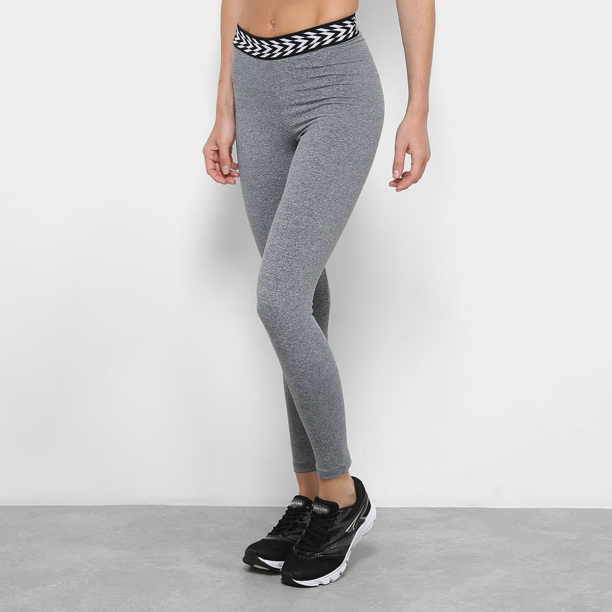 calça legging gonew