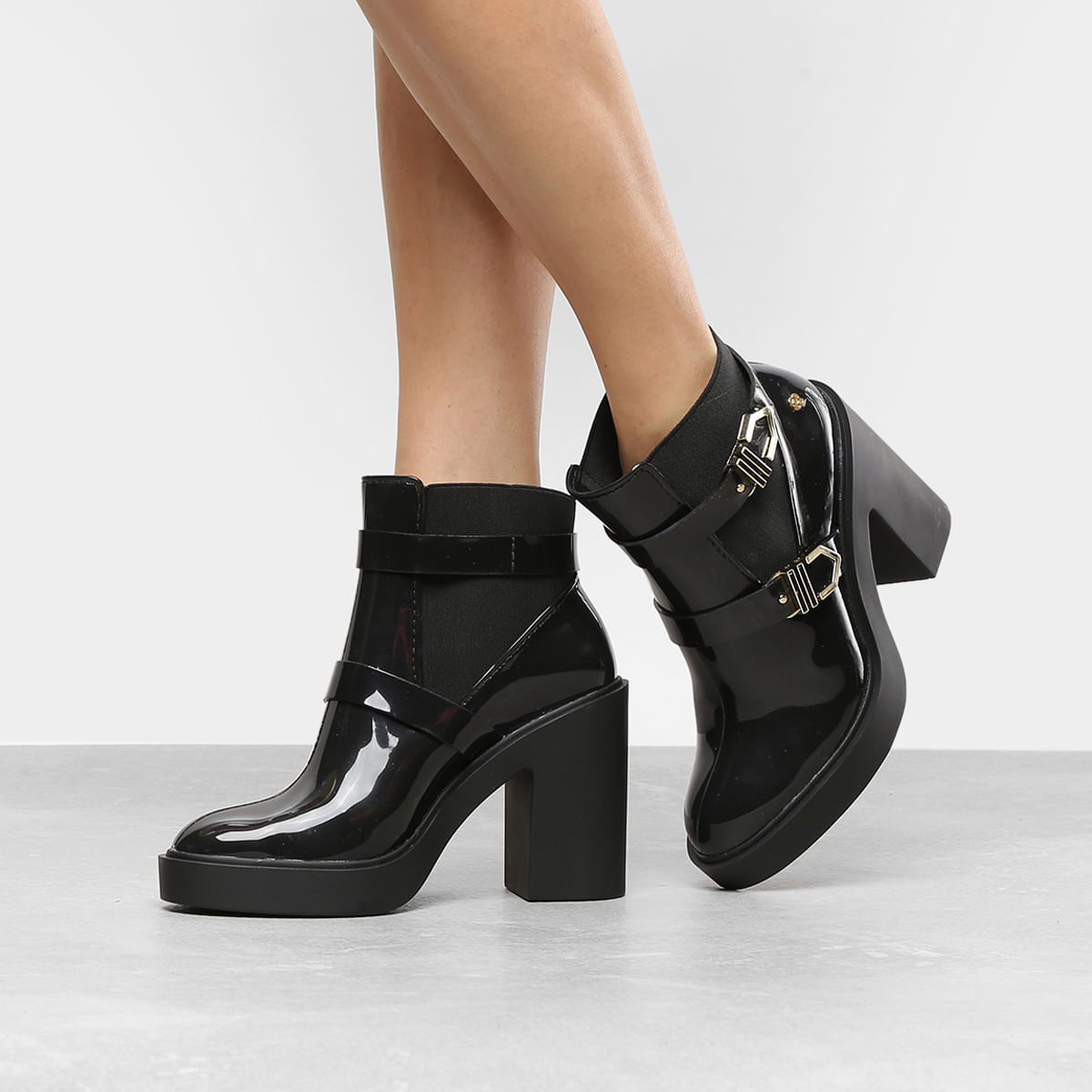 bota cano curto petite jolie