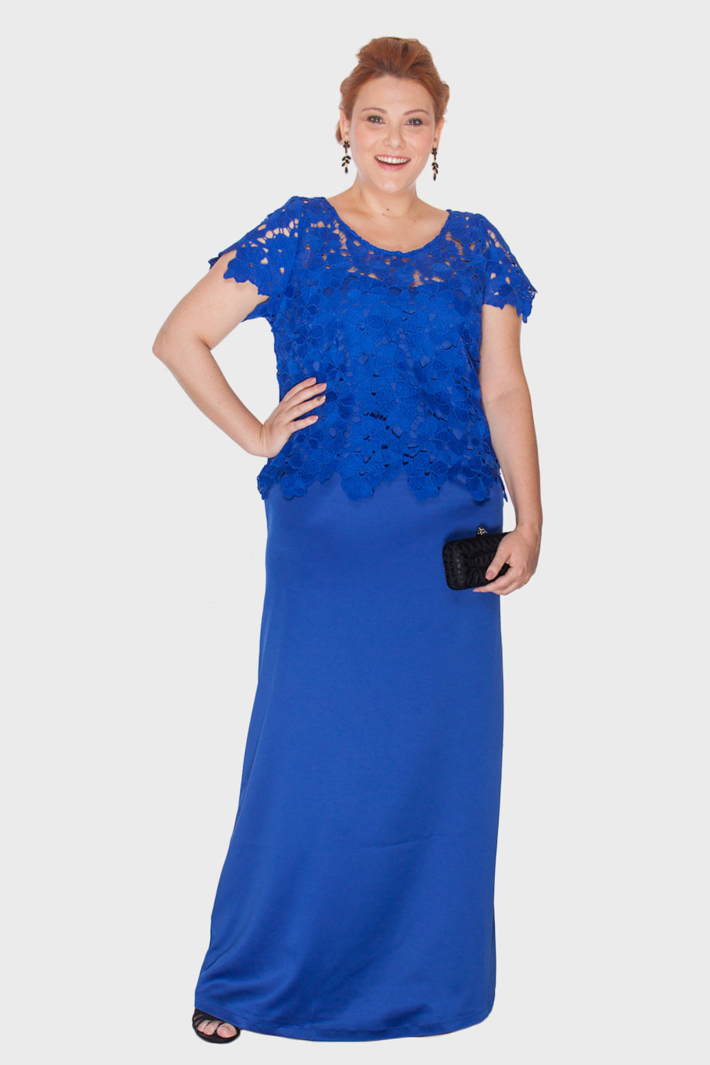 vestido longo de renda plus size