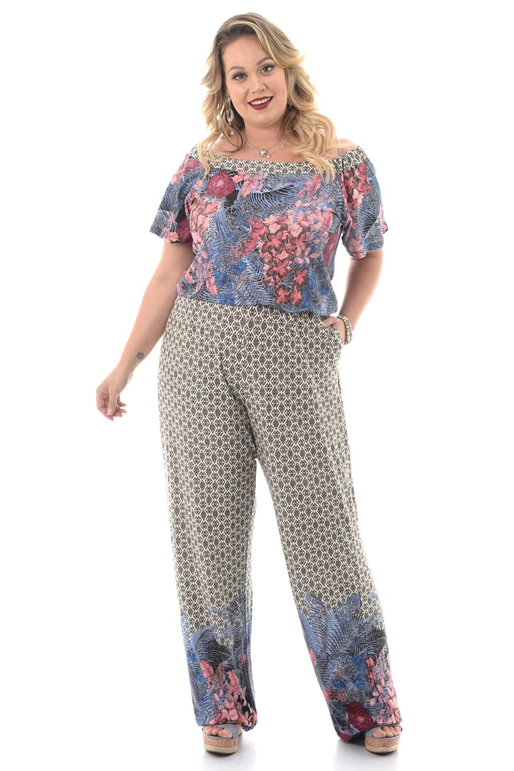 macacao ombro a ombro plus size